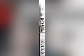 那些发生在女厕所里的秘密？有点太真实了！（漫画）图片