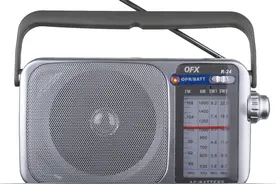 国产收音机何时能摆脱粗制滥造？外观高仿松下，但内部做工低劣图片