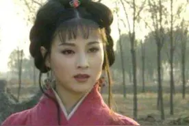 “古装美女”赵明明被丈夫“抛弃”，选择当红退隐，50岁苍老难认图片