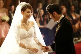 17岁的她一不会唱歌、二不会跳舞、三不懂演戏，靠什么征服周杰伦图片