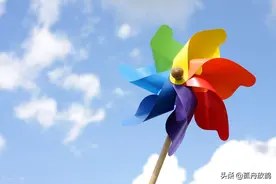 又是一年三月三，风筝飞满天图片