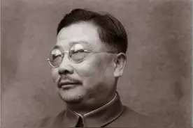 深挖计小姐底细，大破万能电台！李克农羞辱毛人凤，令人拍案叫绝图片