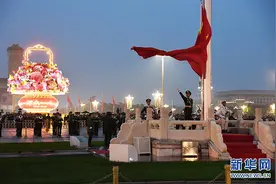 在习近平强军思想指引下·我们在战位报告 | 国旗护卫队：把每次升旗都当成第一次图片
