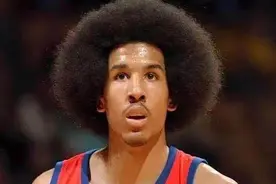 NBA搞笑事！最不适合爆炸头的球星，韦德辣眼睛，奥尼尔像拖把图片