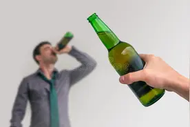 酒量可以靠后天锻炼？解酒药真有神奇功效，既解酒又护肝？图片