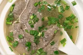 曾经的稻田“害虫”，如今成了网红美食，居然还能做成豆腐？图片