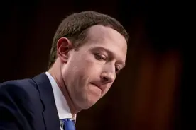 蹊跷！脸书史无前例大瘫痪前，被多家美媒群批图片