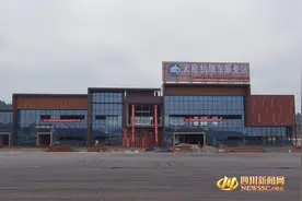 成渝间第四条高速来了！川网记者带你提前试跑成资渝高速图片