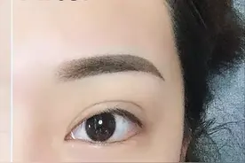 纹过“眉毛”的女生，几年后会有什么变化？过来人告诉你图片