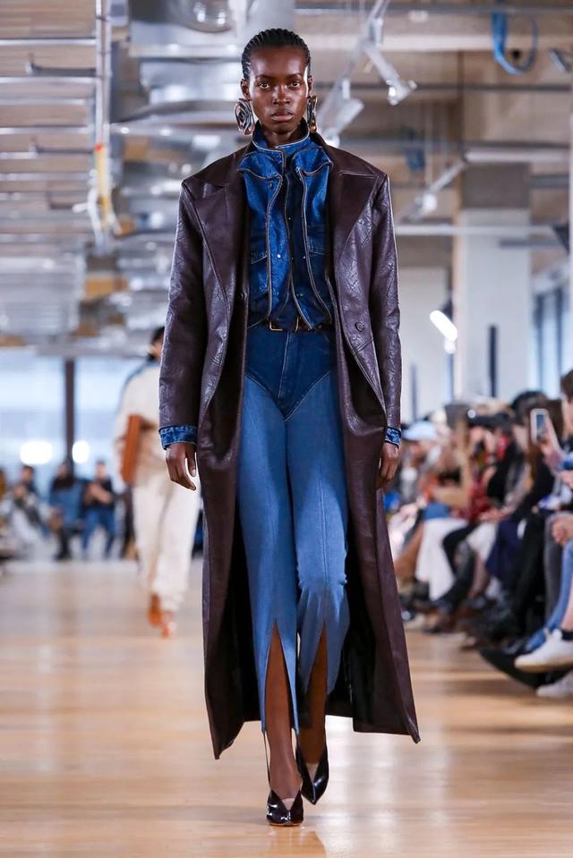 时尚圈的女孩不穿光腿神器穿什么？