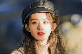 赵丽颖带孩进组，佟丽娅大拍性感照，女明星离婚后都放飞自我了？图片