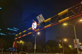 小举措大效果！这些立交桥再添安全屏障图片