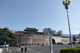 这里是候鸟的迁徙地，越来越多的北方人不远千里来此“越冬养老”图片
