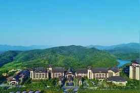 清远不止“山”，隐秘山中的温泉，唐风泰韵度假村，带您穿越古代图片