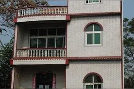 农村居民楼半夜时常发出怪异的声音，经专家考察，解开了谜团。图片