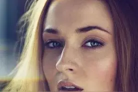 笼中鸟珊莎史塔克的爱恨纠缠：瑟曦的教导和猎狗的怒火图片