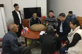 万秀区人大常委会领导班子成员带队到挂点村开展扶贫脱贫持续监测工作图片