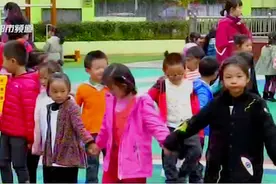儿童免票政策遇身高“尴尬”视频封面