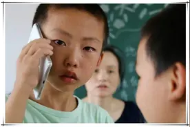 小学生数学考95.5分，老师直言不优秀，宝妈反问：多少分才算优秀图片