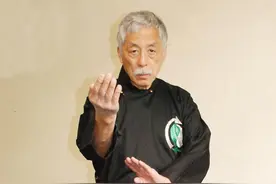 我直接对着李小龙猛击一拳！木村武之：我的师傅李小龙（上）图片