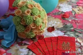 2个对象，一个农村女孩彩礼30万，一个是小学教师40万，选哪个？图片