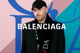 会赚钱的LVMH又世界第一，Balenciaga做游戏还打破了纪录？「每周时报」图片