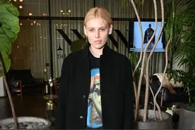 女模Lauren Wasser失去双脚，装义肢华丽逆袭图片