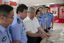 【红色圣地公安行】走进石家庄市人民警察训练学校党史馆：“老物件儿”镌刻忠诚警魂图片