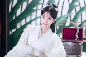 因为高颜值出圈，曾与黄晓明和陈赫传绯闻，如今靠《天舞纪》圈粉图片