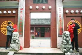 新建区西山万寿宫红色驿站揭牌仪式举行图片