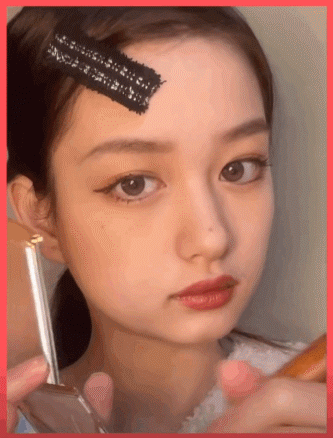 拉踩欧阳娜娜，营销“汤臣一品千金，”这位00后网红又叕翻车了