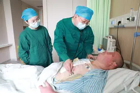 作息不规律加暴饮暴食引发扩心病  安徽心衰男子在汉移植心脏获新生图片