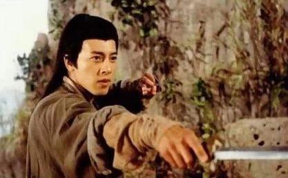 岳不群——从三个方面分析这位被误读最深也是最无奈的黑化反派