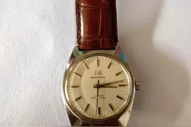 五十年前带过的老手表您还记得吗？我们一同找回那逝去的时光图片