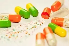 胶囊药可不可以拆开了吃图片