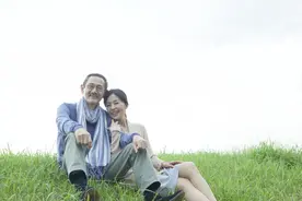 58岁大爷自述：我的荒唐让小三登堂入室，最终赔了名声、断了亲情图片
