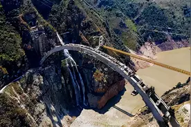 堪称地狱入口，建造历时12年！是什么工程让“基建狂魔”也为难？图片