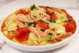 焖面最好吃的做法，它们简直就是黄金搭档，香味浓郁，营养美味图片