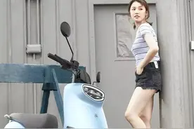 爱玛2款骑百公里的新国标车，巧精圆润大气，智能优化满足你选择图片