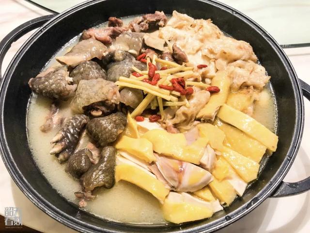 鳄鱼炖花胶功效与作用 2026年鳄鱼炖花胶功效与作用 鳄鱼炖花胶功效与作用 2026年鳄鱼炖花胶功效与作用