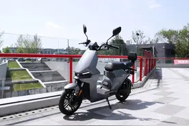 小牛电动GOVA F2堪称细节狂魔！外观、功用、安全拿捏到位图片