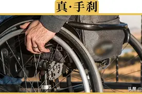 停车时只挂P挡，不拉手刹，会损伤变速箱吗？老司机：停得很稳图片