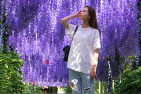 浙江最美之地桐庐，有国内最大的竖井式溶洞，有神秘的恐龙游乐园图片