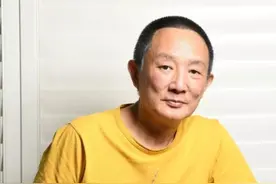 “风流名导”张黎：出道39年，拍一部戏换一个女人图片
