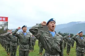 为国出征！“00后”女军人执行维和扫雷任务图片