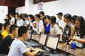 最高12000元！抓紧申请，长宁生源地助学贷款办理看这里图片