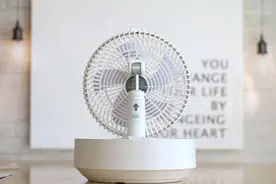 格力美的风扇out了，这款edon落地台式两用风扇，真的是花样百出图片