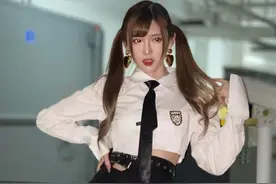 上海CJ“最抢眼”的Coser，漂亮小姐姐看傻了，肉装亚索见过没图片