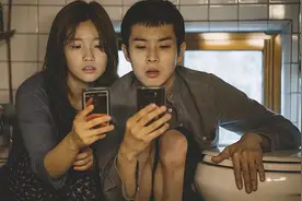 酷似异形的食舌虫！用自己替换掉宿主的舌头，为了兄弟变成雌性图片