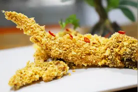 厨师秀教你：蒜香鸡翅的家常做法，外焦里嫩，蒜香四溢视频封面